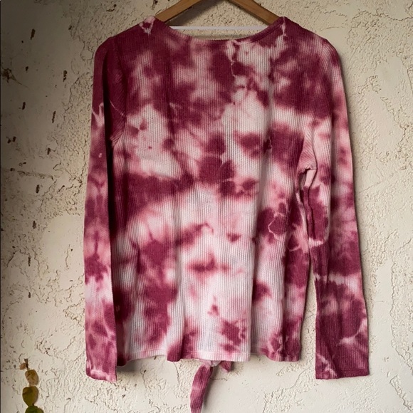 C & C California Tie Dye Rib Knit Tie Hem Henley Size Medium - Picture 5 of 6